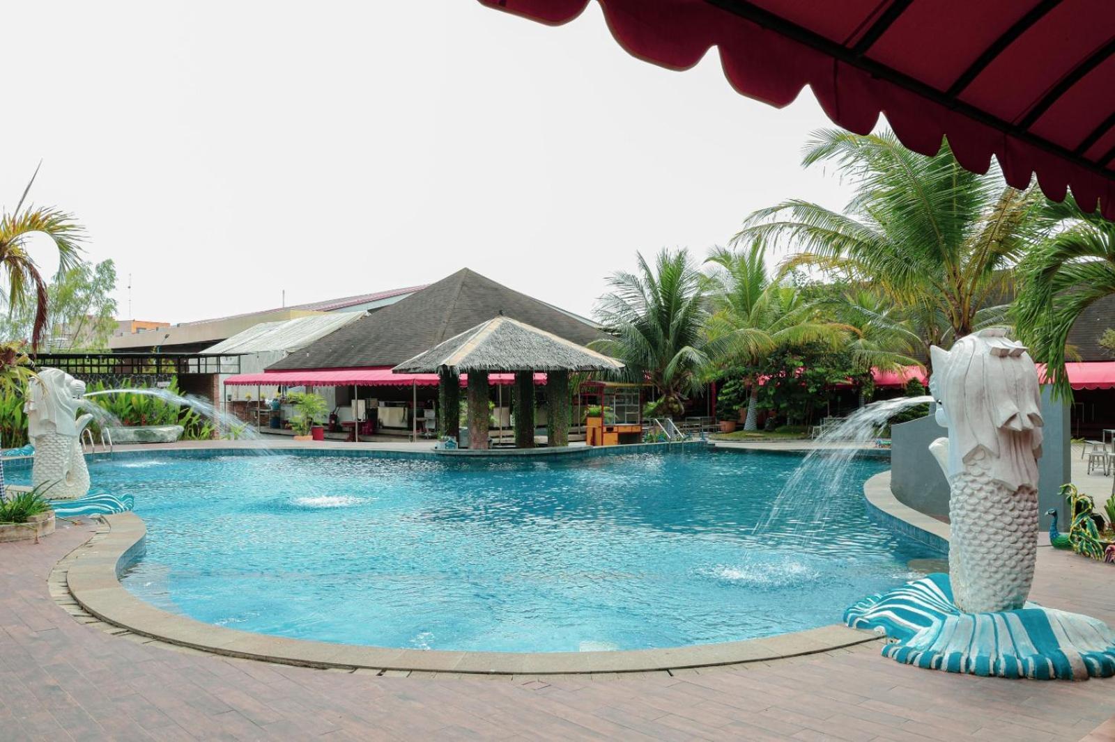 Thong'S Inn Hotel Kualanamu Medan Esterno foto