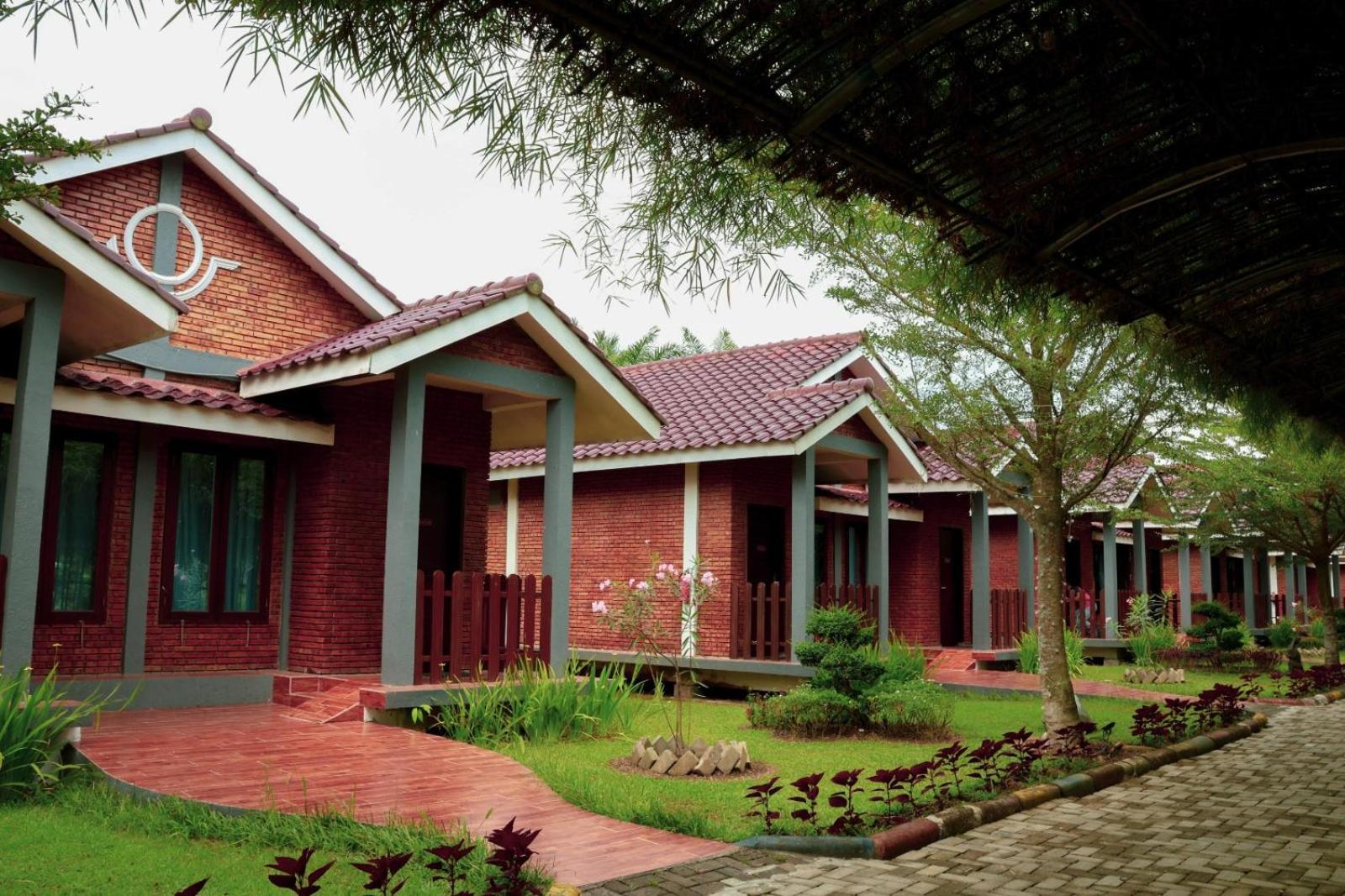 Thong'S Inn Hotel Kualanamu Medan Esterno foto
