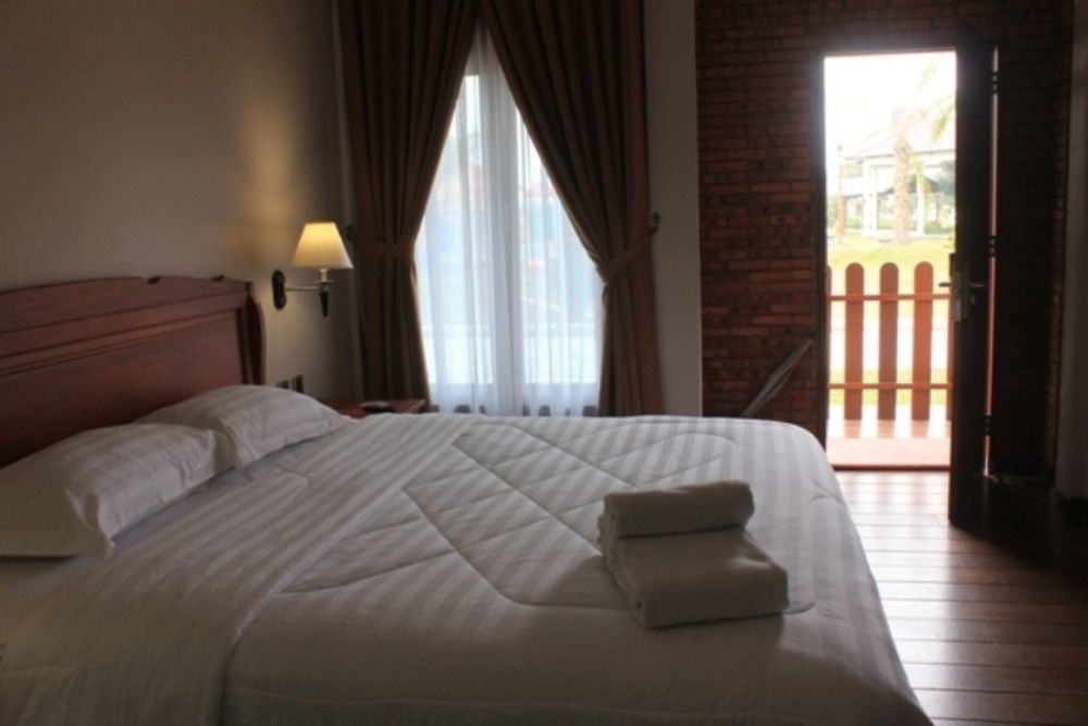 Thong'S Inn Hotel Kualanamu Medan Esterno foto